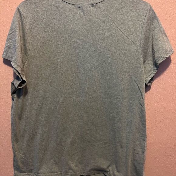 Wet Seal grey distressed shirt - Picture 2 of 6